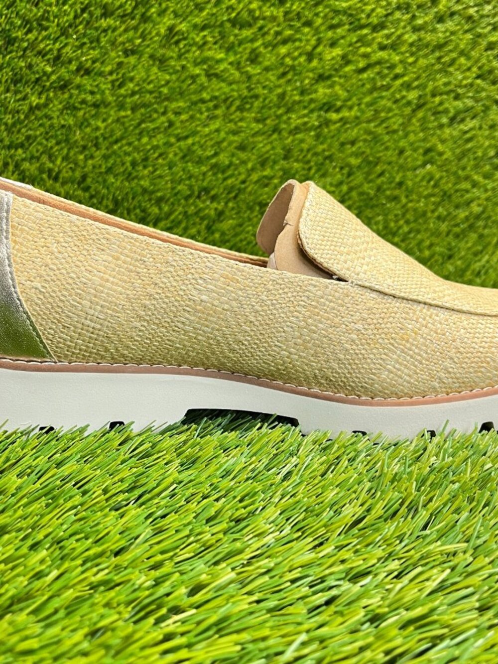 Vionic Kensley Womens Size 11D Beige Casual Slip On Woven Raffia Loafer Flats - Picture 4 of 10